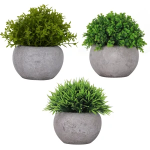 Green Artificial Plants